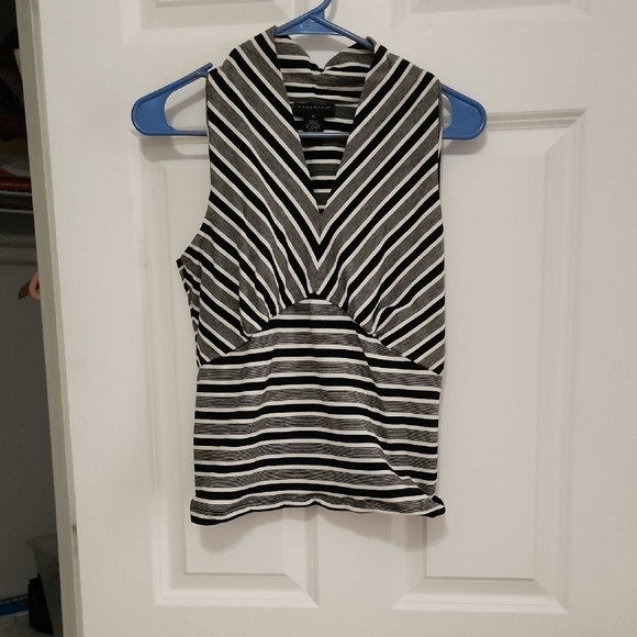 Rafaella Black and White Fitted Sleeveless Tank Top - Picture 1 of 4